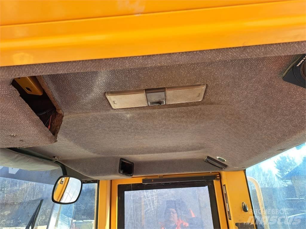 Volvo L180D Utilaje construcții - Altele