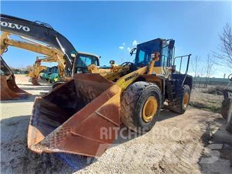 Komatsu WA 380-6 Incarcator pe pneuri
