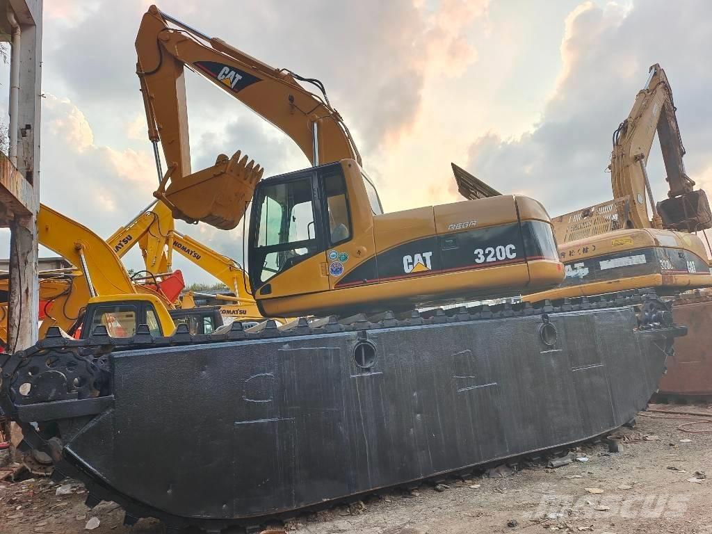 CAT 320 C Excavator amfibiu