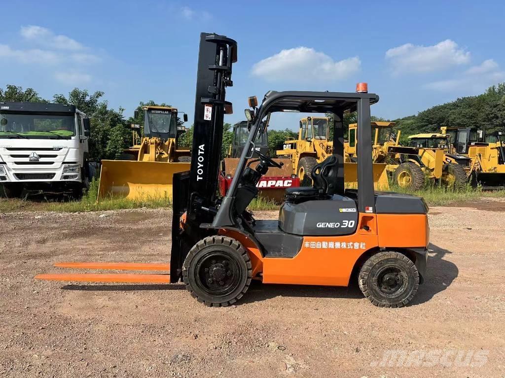 Toyota 30 Forklift Stivuitor diesel