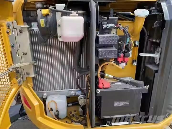 CAT 303 CR Mini excavatoare < 7t