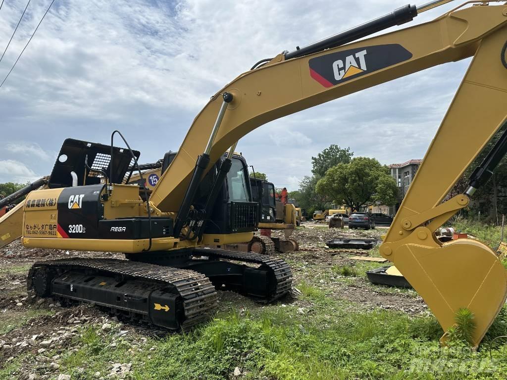 CAT 320 D Excavatoare pe șenile
