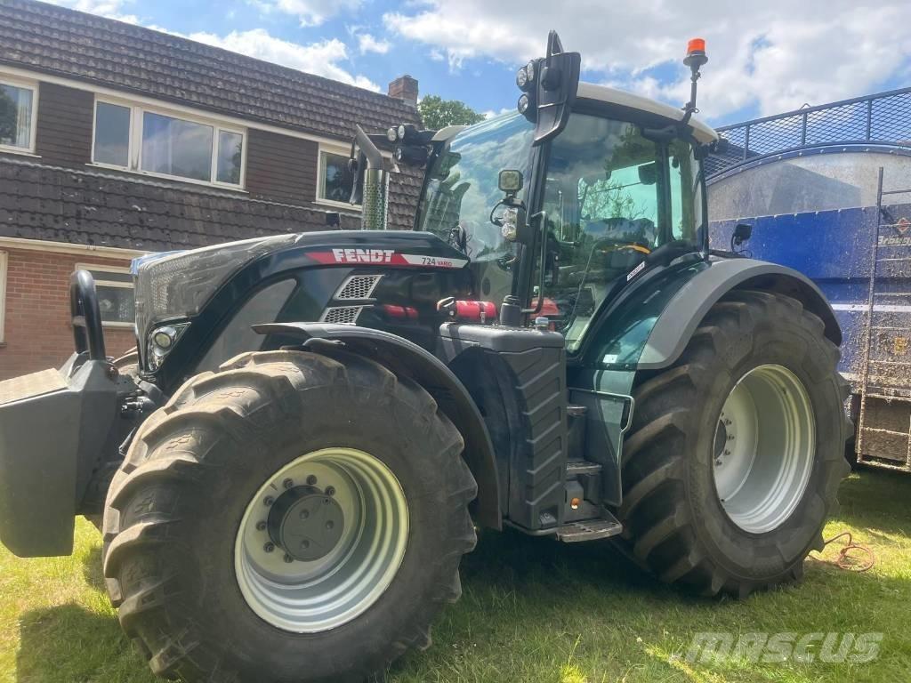 Fendt 724 Profi Plus Tractoare