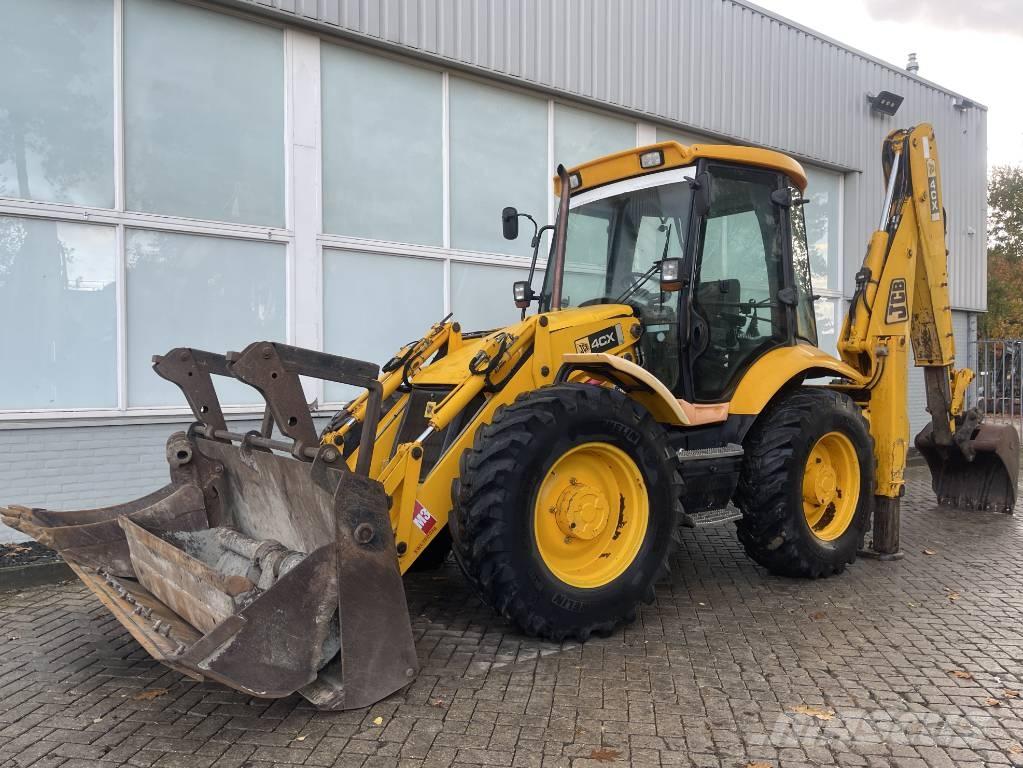 JCB 4 CX    2005 Buldoexcavatoare