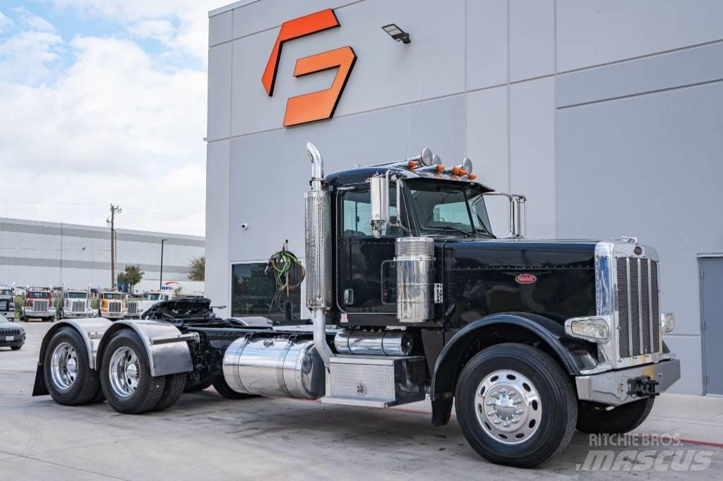 Peterbilt 388 Autotractoare