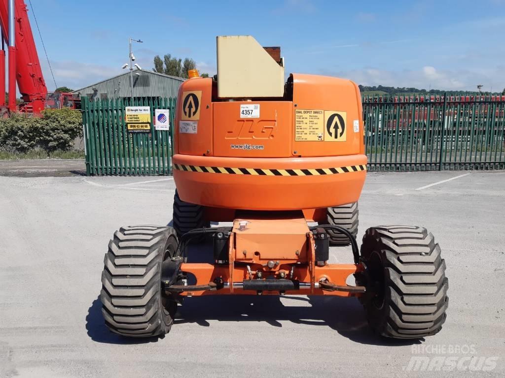 JLG 450 AJ Nacele cu brat articulat