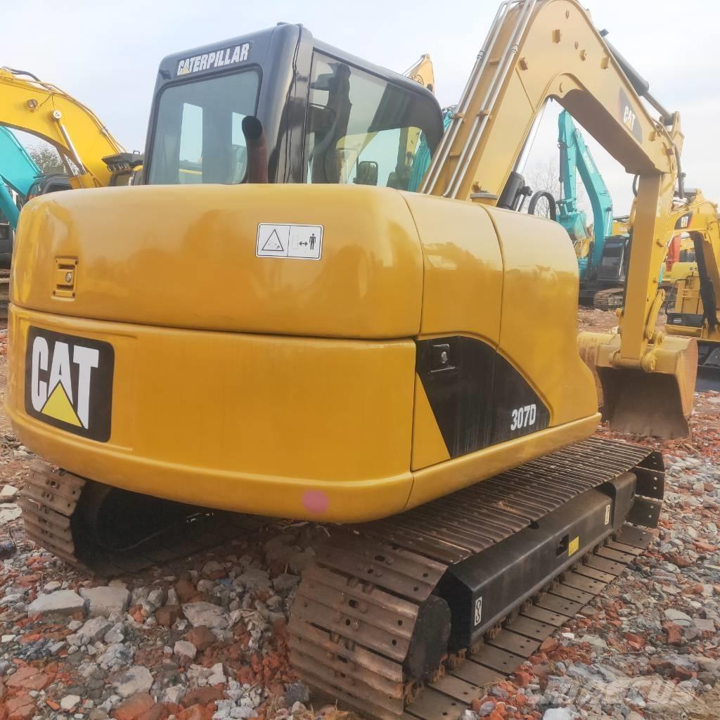 CAT 307 D Excavatoare pe șenile
