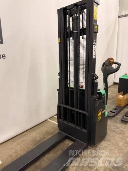 Mitsubishi SBP12QLDI Transpaleta manuala
