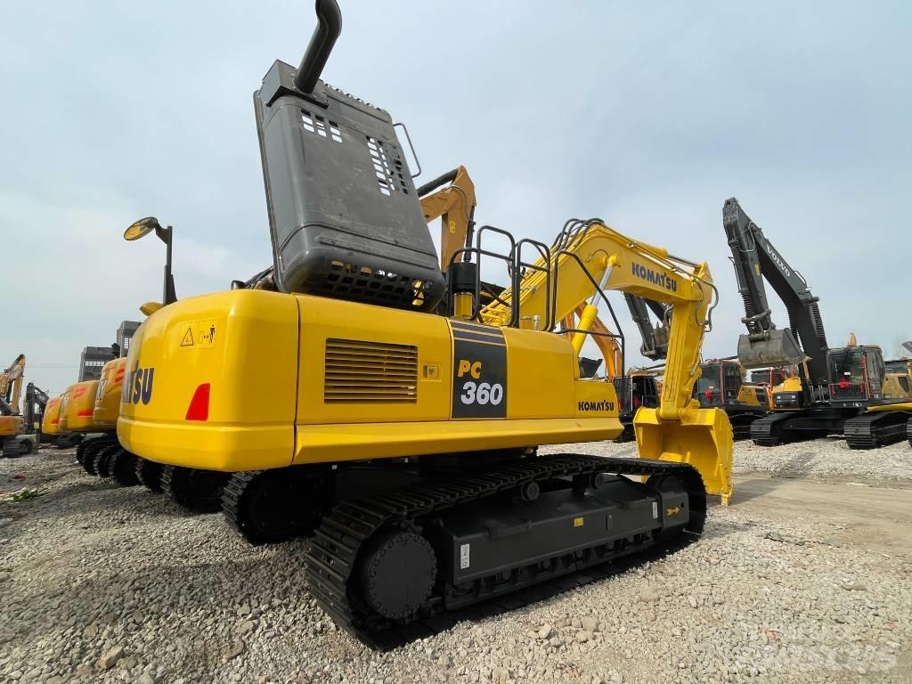 Komatsu PC 360 Excavatoare pe șenile

