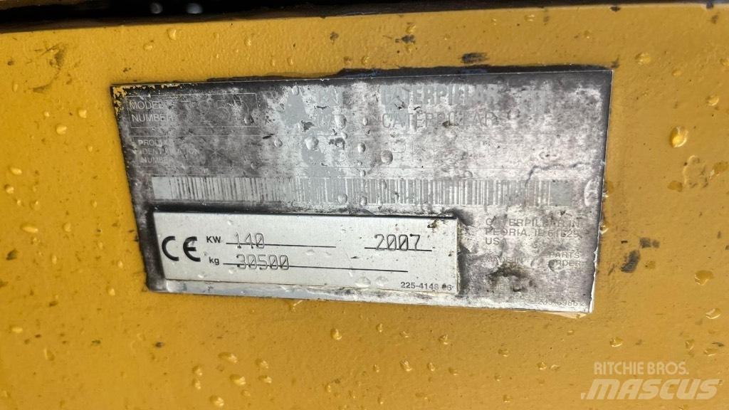 CAT 325DLN Excavatoare pe șenile
