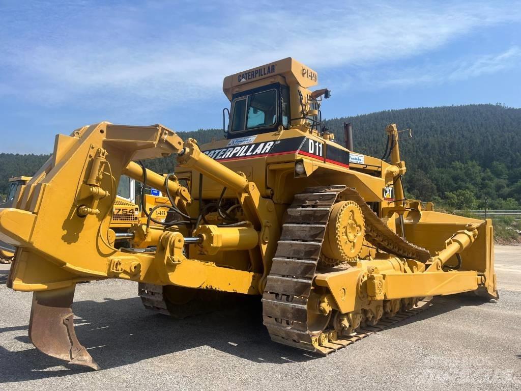 CAT D 10 Buldozere pe senile