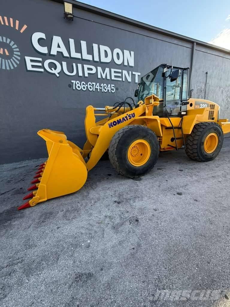 Komatsu WA 320-5L Incarcator pe pneuri