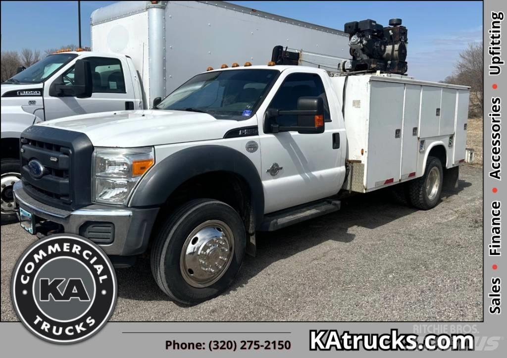 Ford F 550 XL SD Macarele