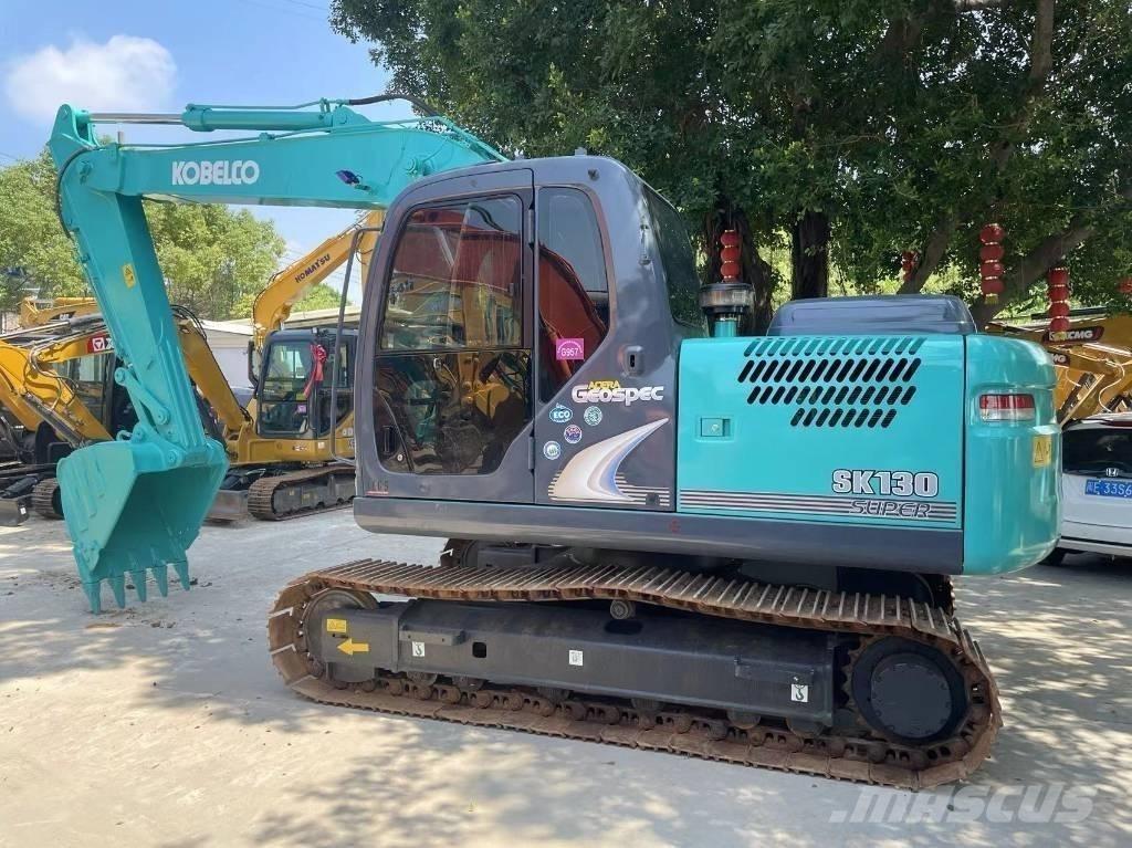 Kobelco SK130-8 Excavatoare 7t - 12t