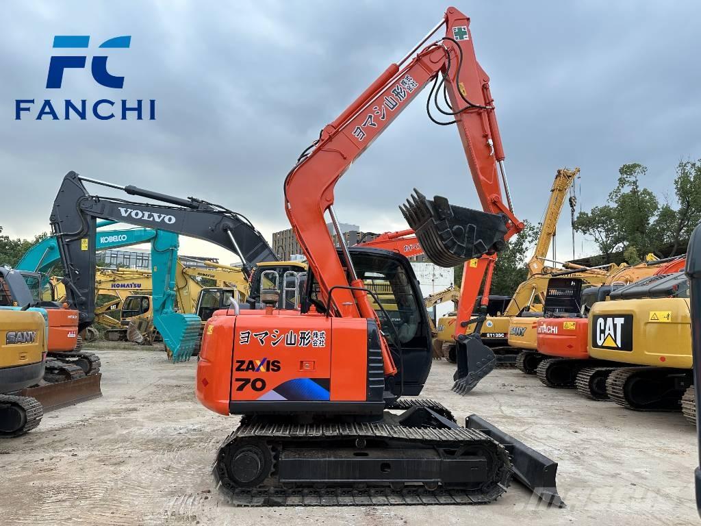 Hitachi ZX 70 Excavatoare 7t - 12t