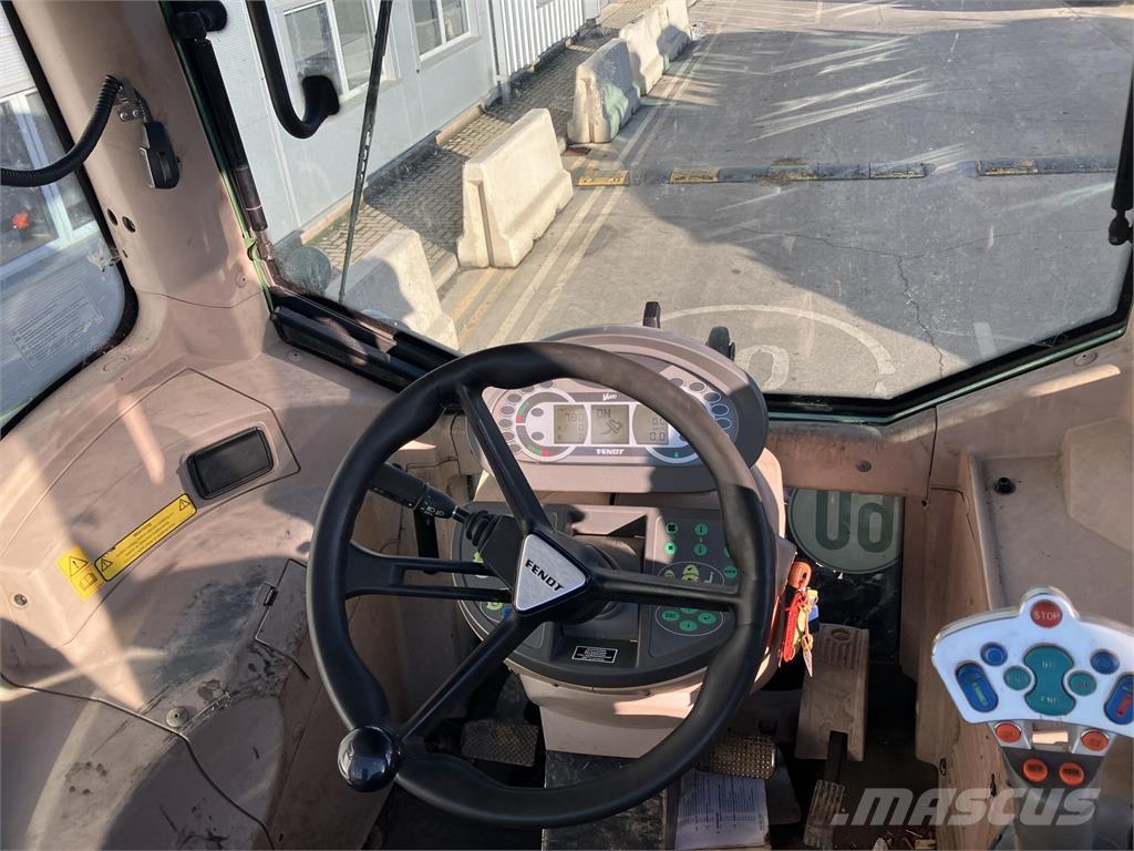 Fendt 828 Profi Plus Tractoare