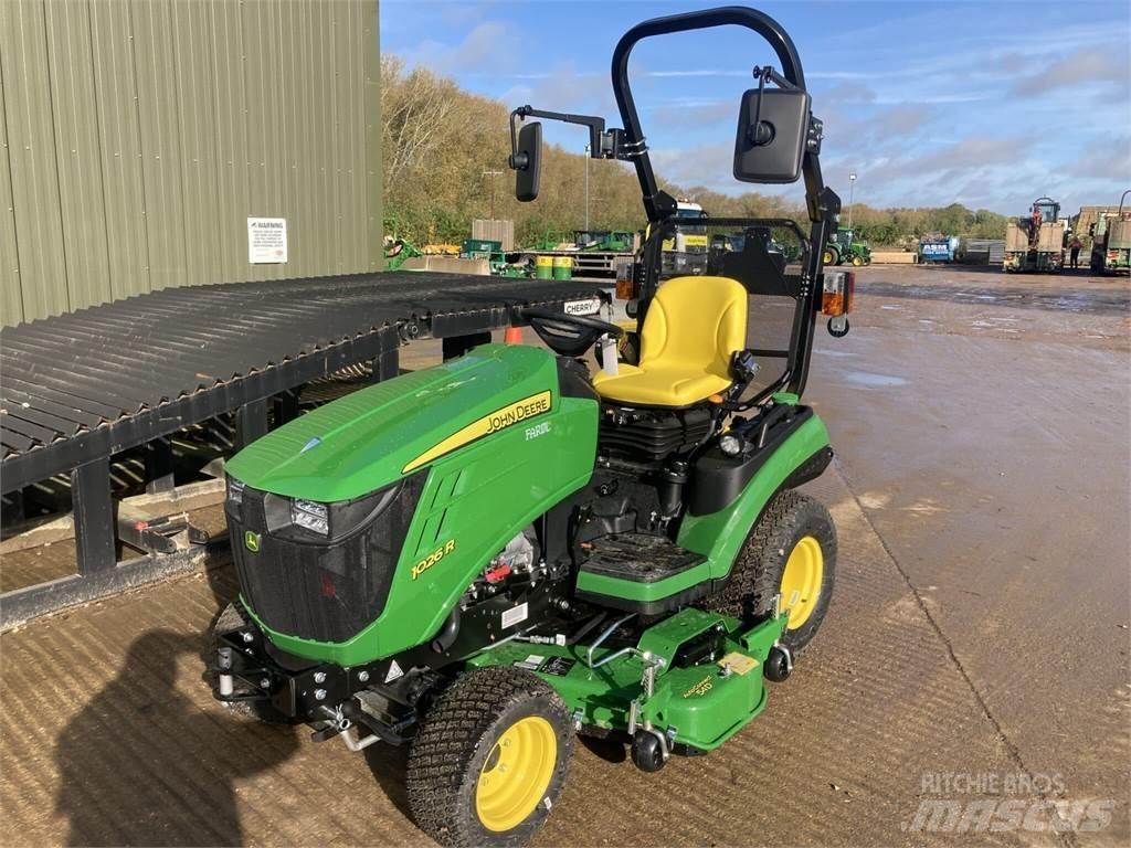 John Deere 1026R Tractoare compacte