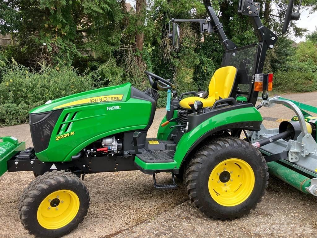 John Deere 2026R Tractoare compacte
