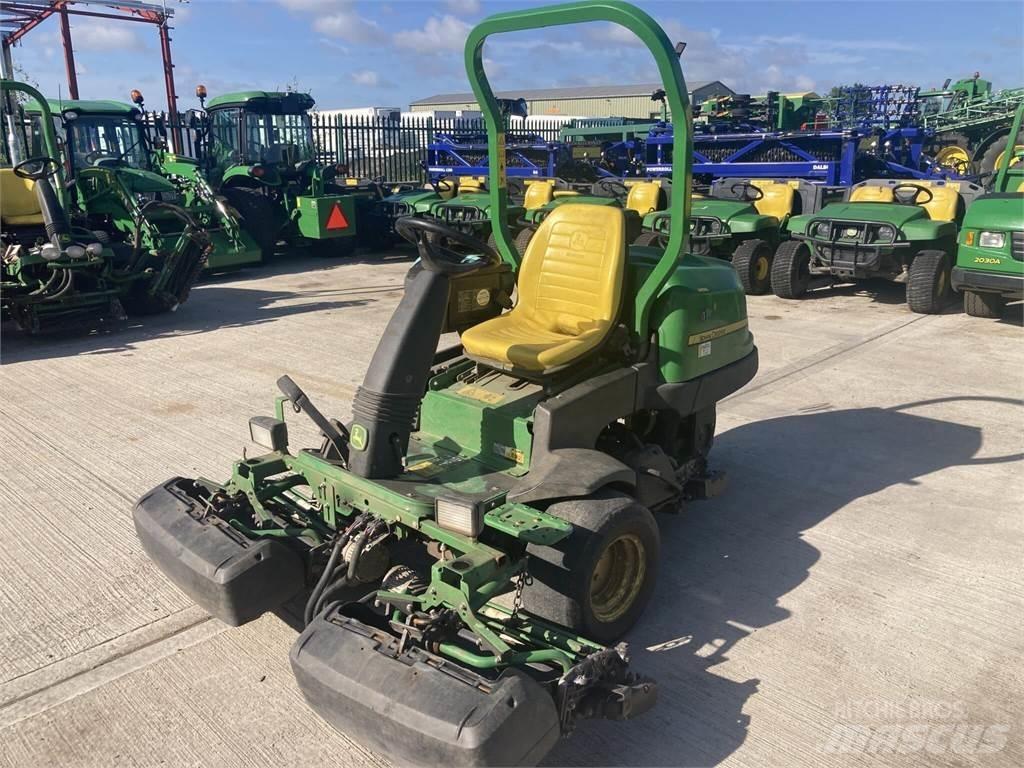 John Deere 2500EH Masini de tuns