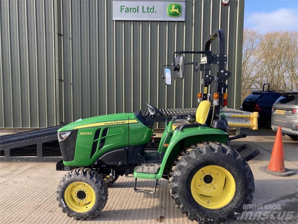 John Deere 3025E Tractoare compacte