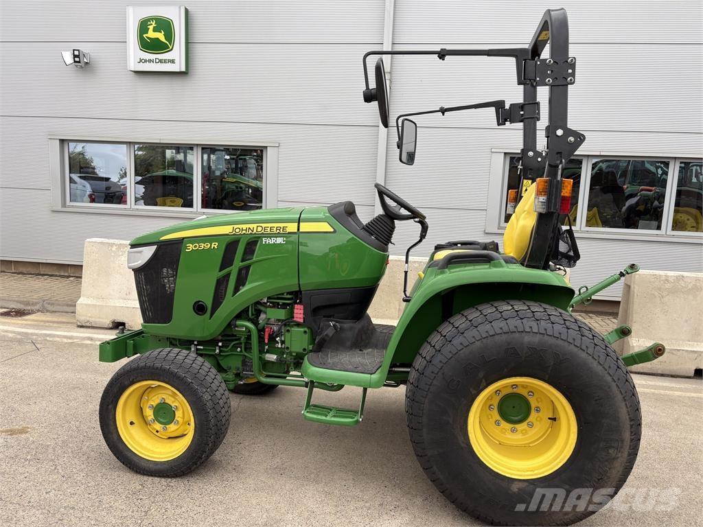 John Deere 3039R Tractoare compacte
