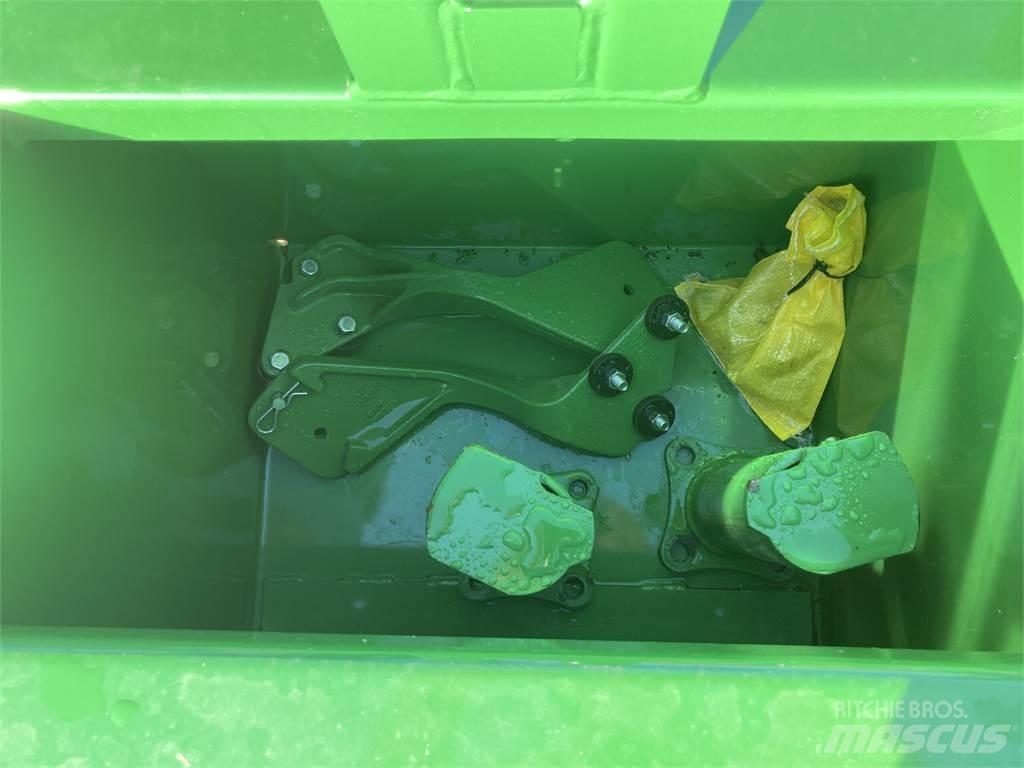 John Deere 320R Tractoare compacte