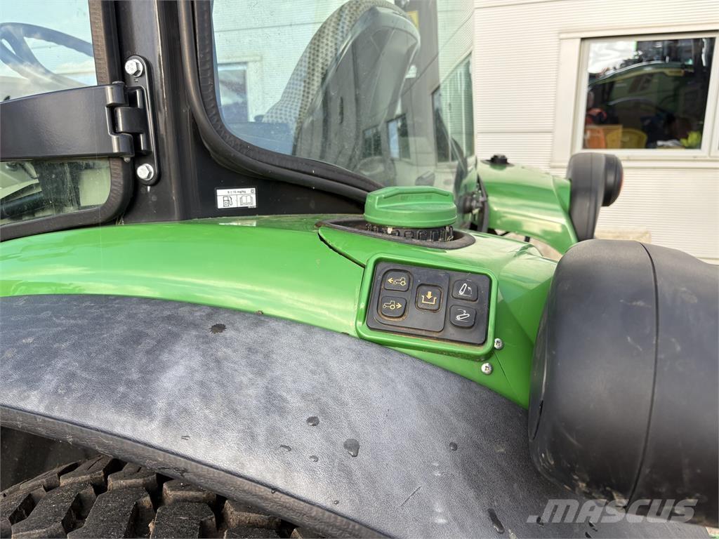 John Deere 4052R Tractoare compacte