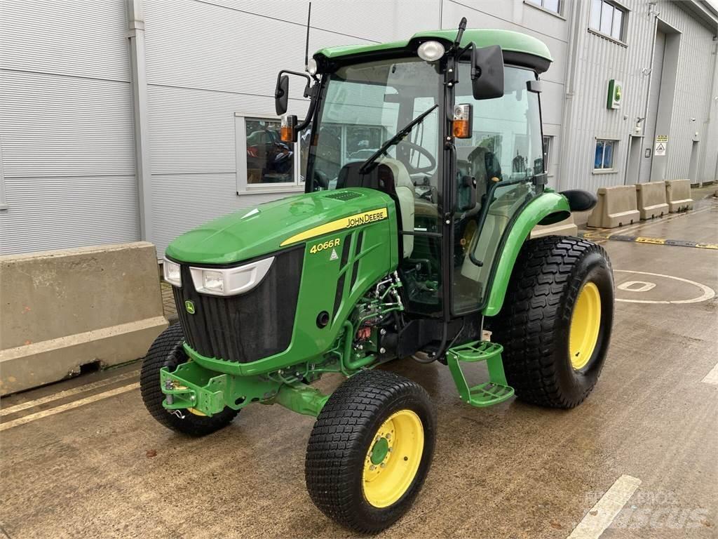 John Deere 4066R Tractoare compacte