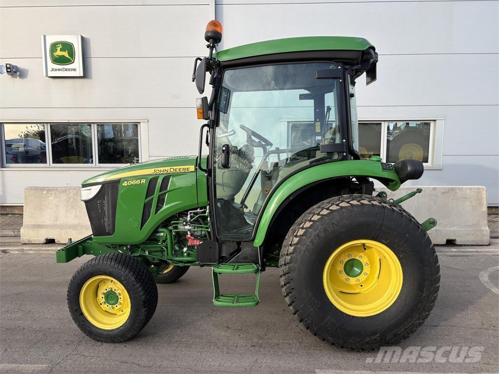 John Deere 4066R Tractoare compacte
