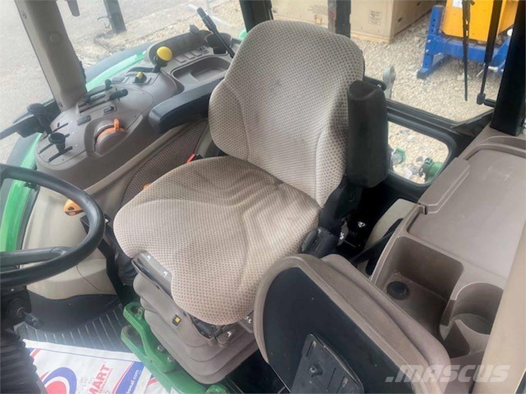 John Deere 5085M Tractoare