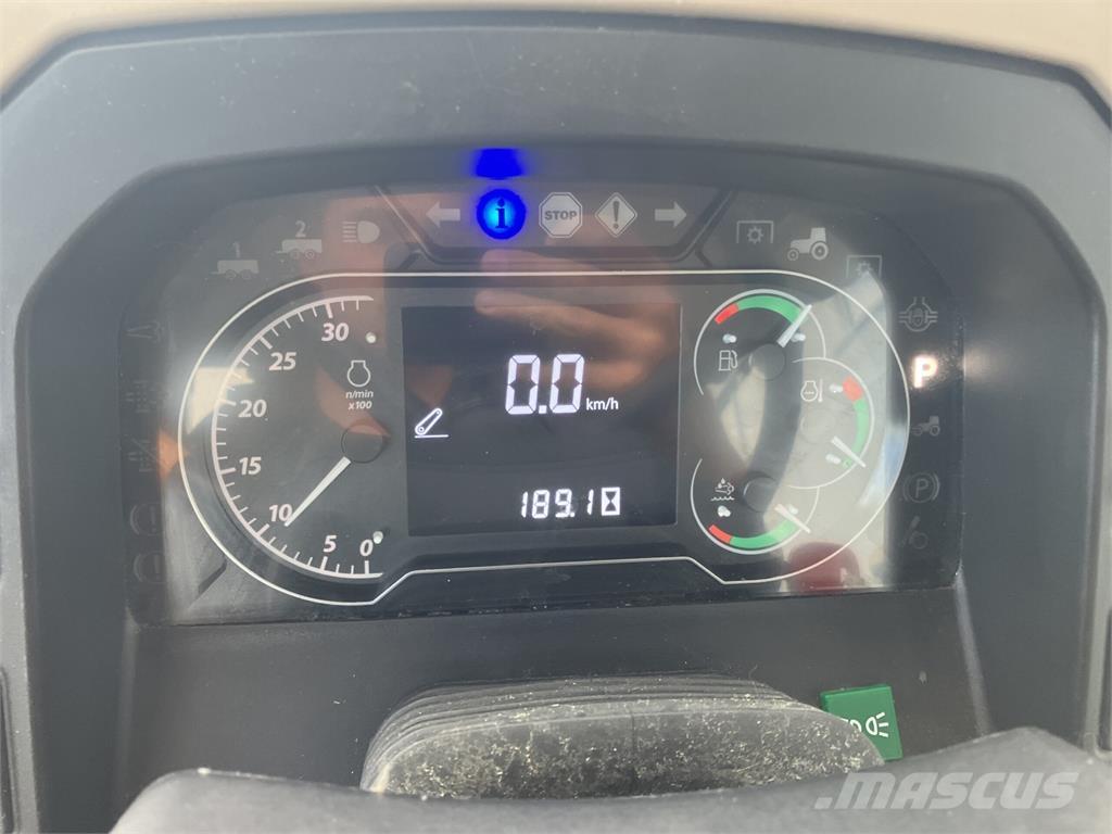 John Deere 5115M Tractoare