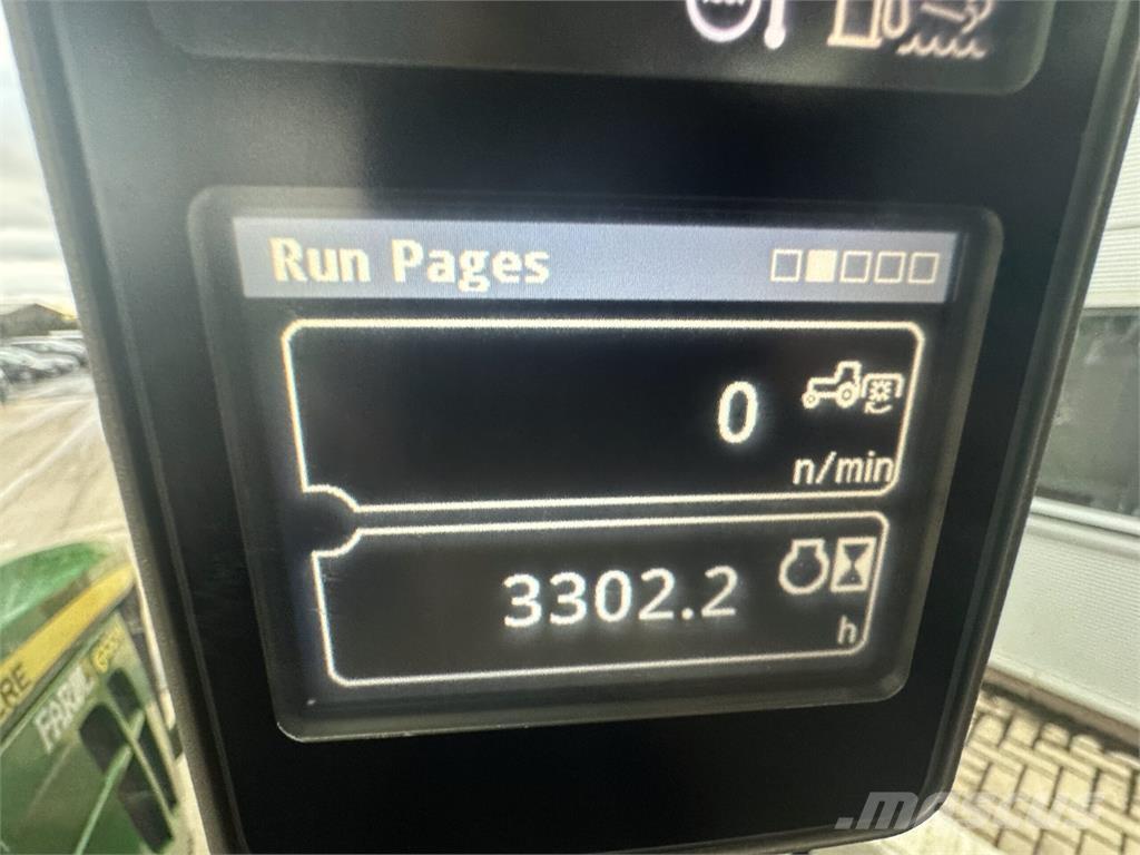 John Deere 6100M Tractoare