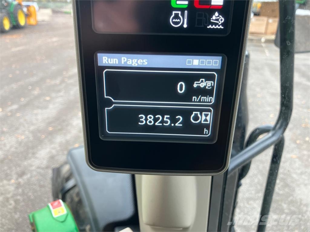 John Deere 6110M Tractoare