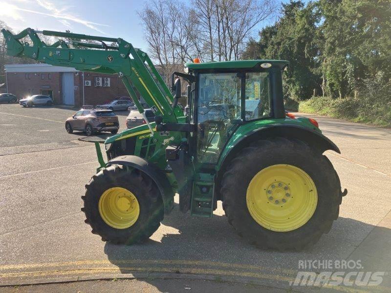 John Deere 6110M Tractoare