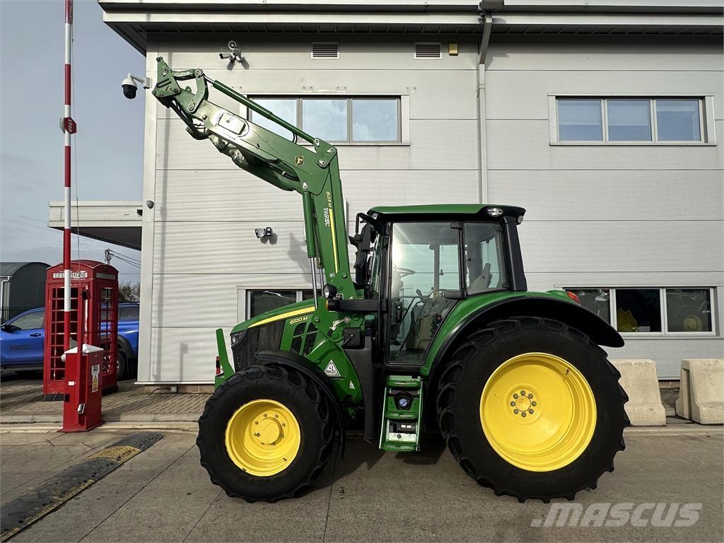 John Deere 6120M Tractoare