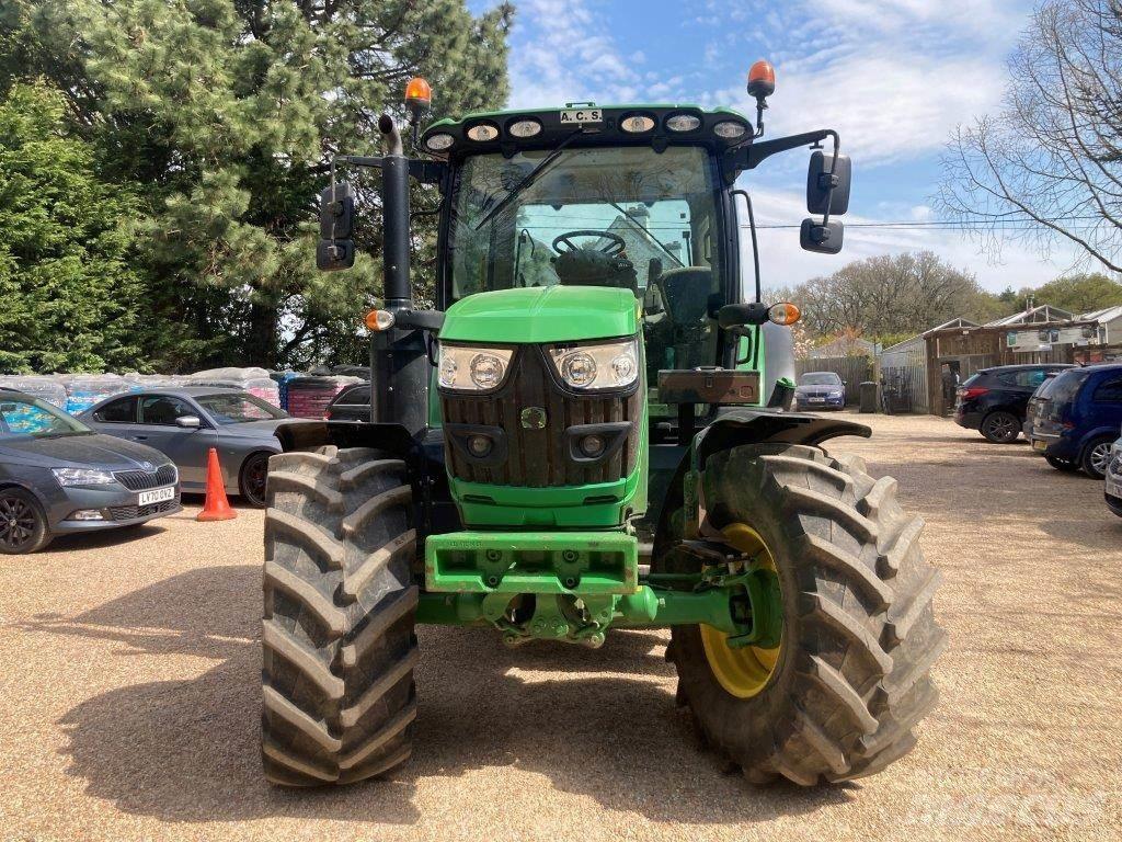 John Deere 6130R Tractoare