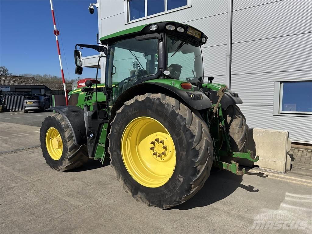 John Deere 6155R Tractoare