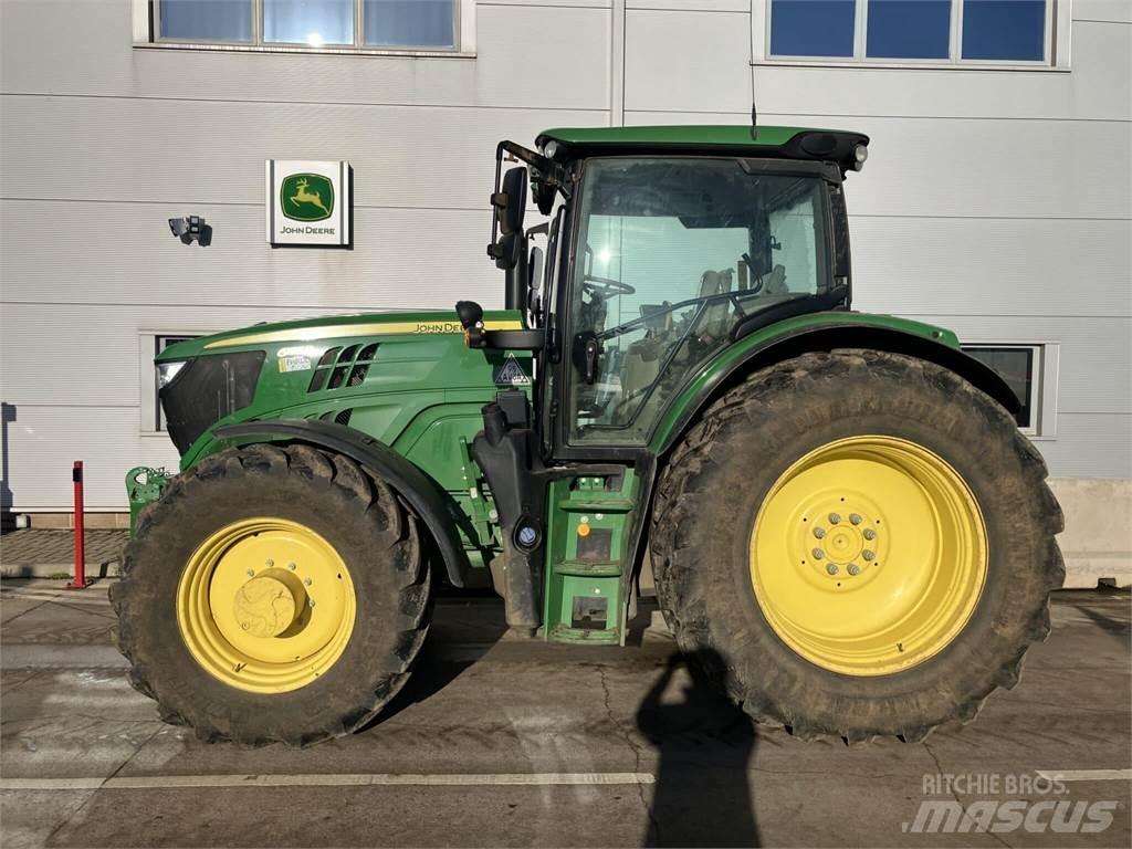John Deere 6155R Tractoare