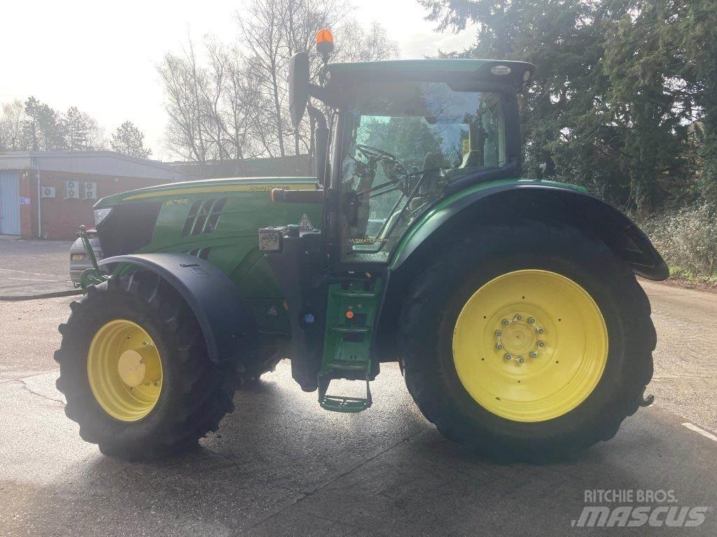 John Deere 6215R Tractoare