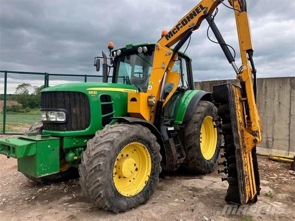 John Deere 6630 Premium Tractoare