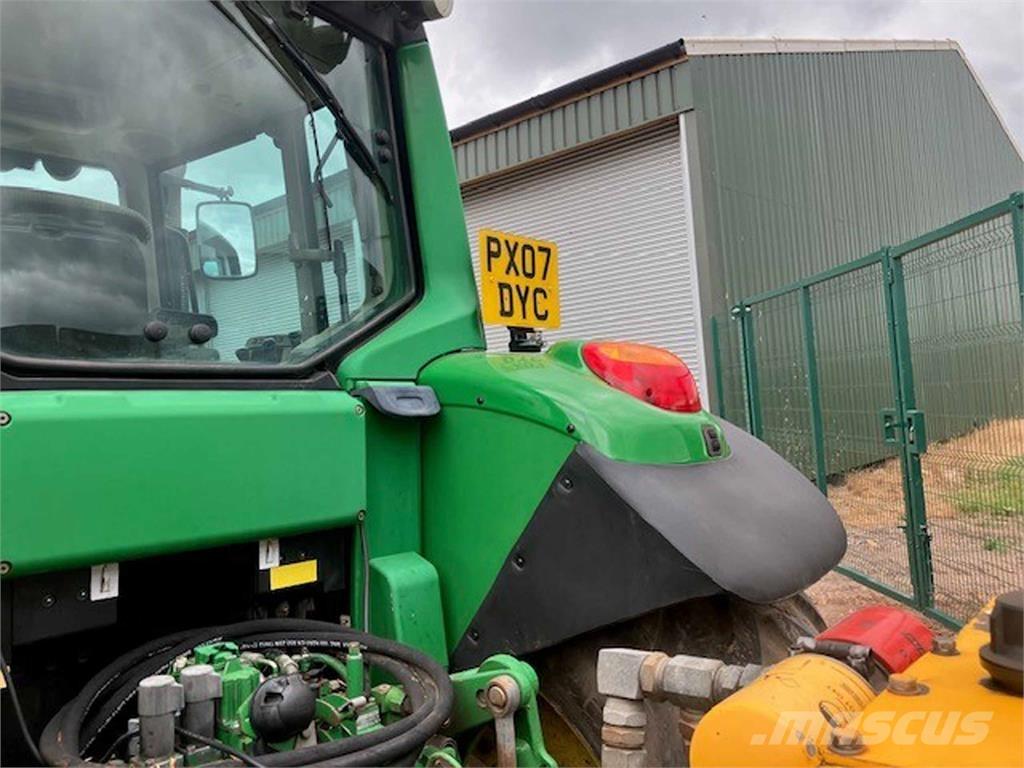 John Deere 6630 Premium Tractoare