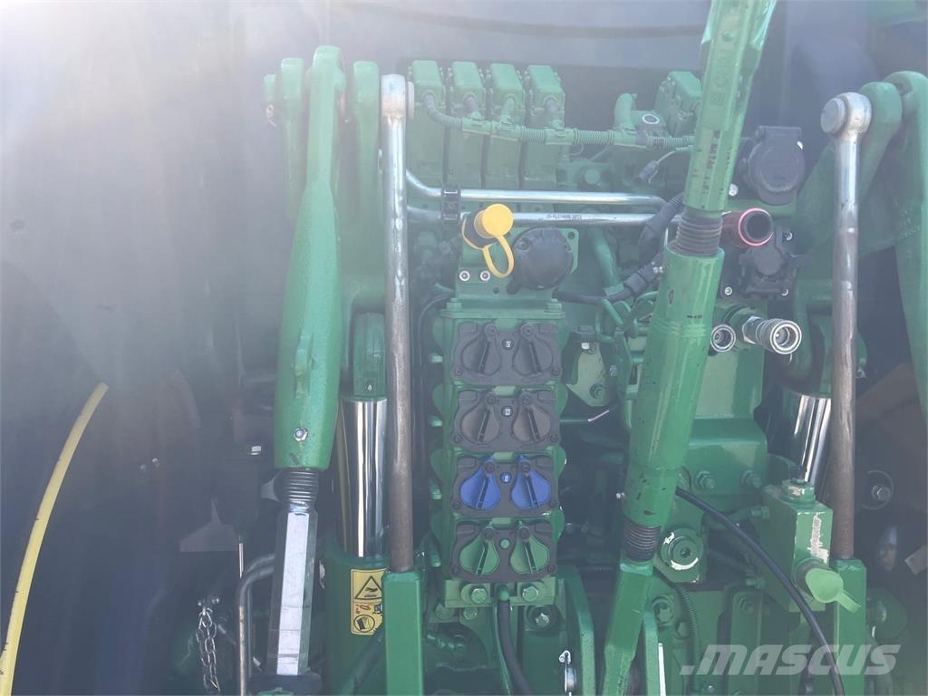 John Deere 6R 155 Tractoare