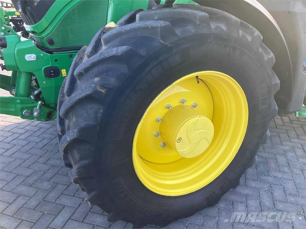 John Deere 6R 155 Tractoare