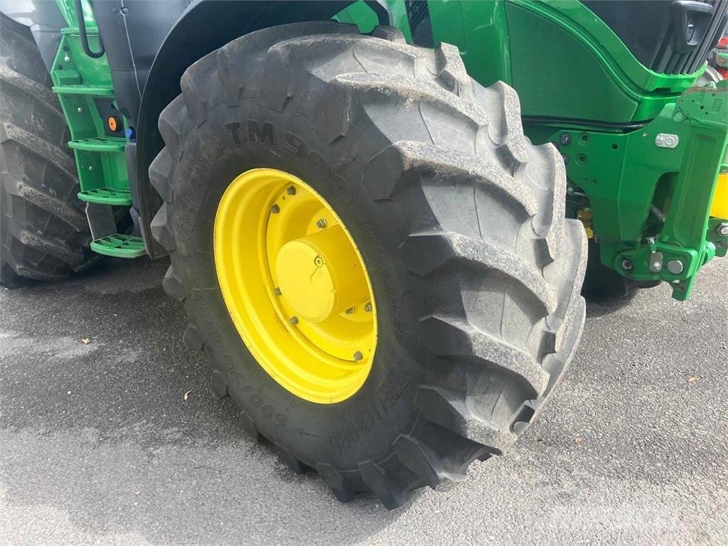John Deere 6R 195 Tractoare