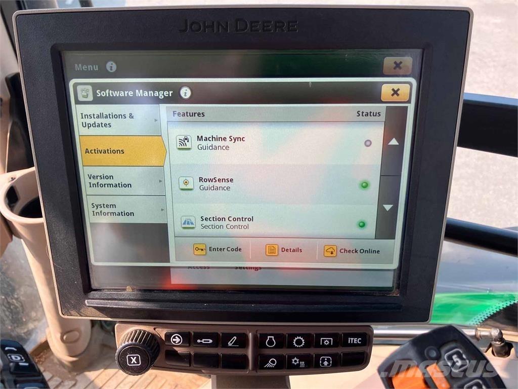 John Deere 6R 215 Tractoare