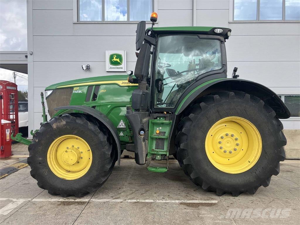 John Deere 6R 250 Tractoare