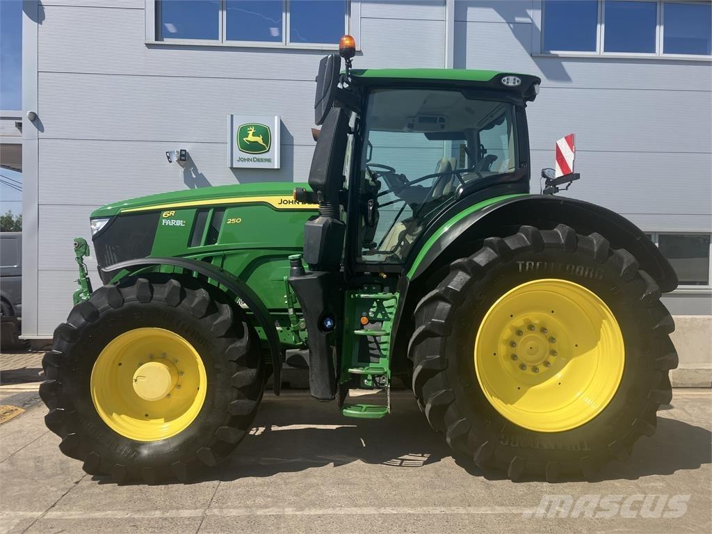 John Deere 6R 250 Tractoare