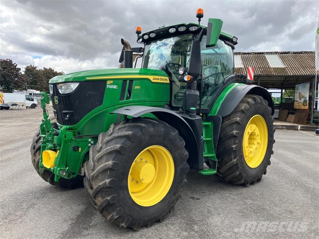 John Deere 6R 250 Tractoare