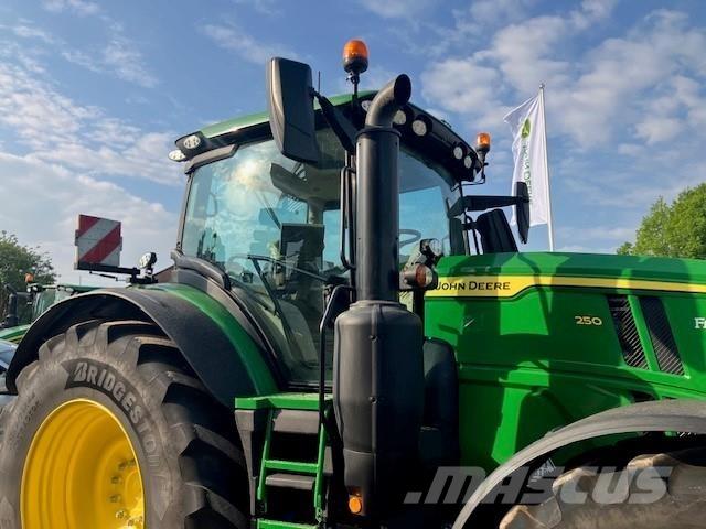 John Deere 6R 250 Tractoare
