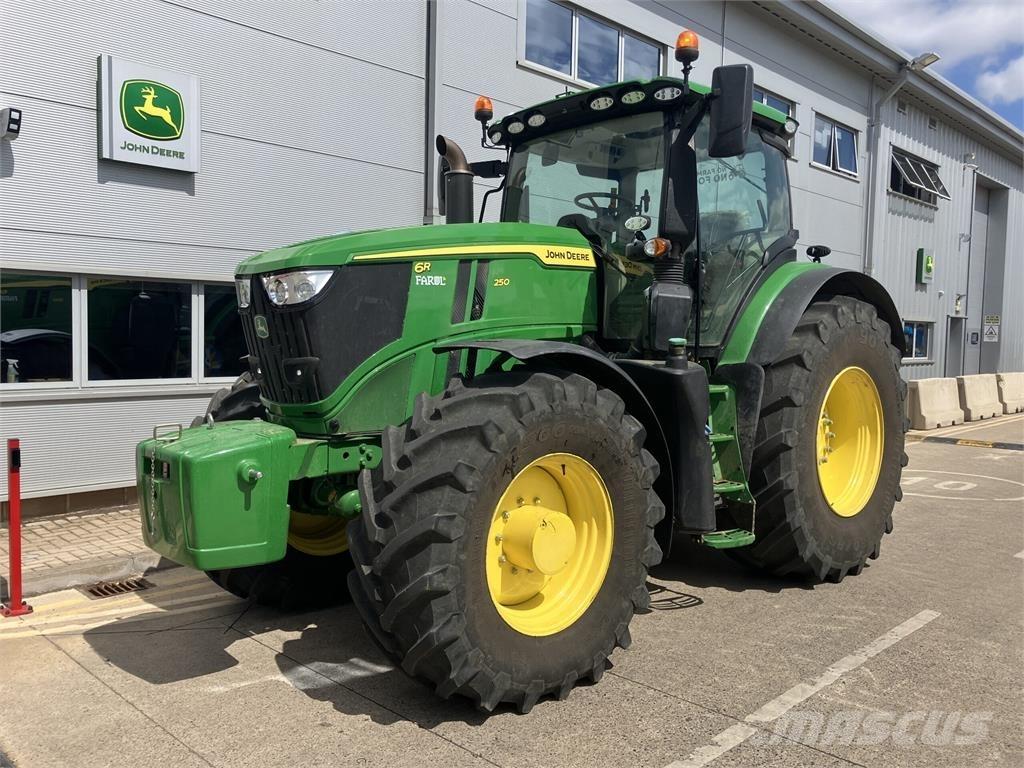 John Deere 6R 250 Tractoare